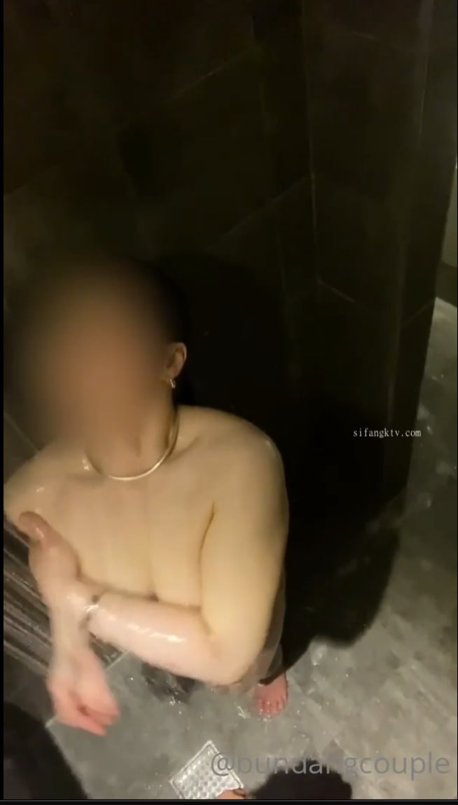 DSS-235 素人ナンパGET！！No.235 スカイジェット！酒のつまみになるキャンディ女子にフォールアウト編